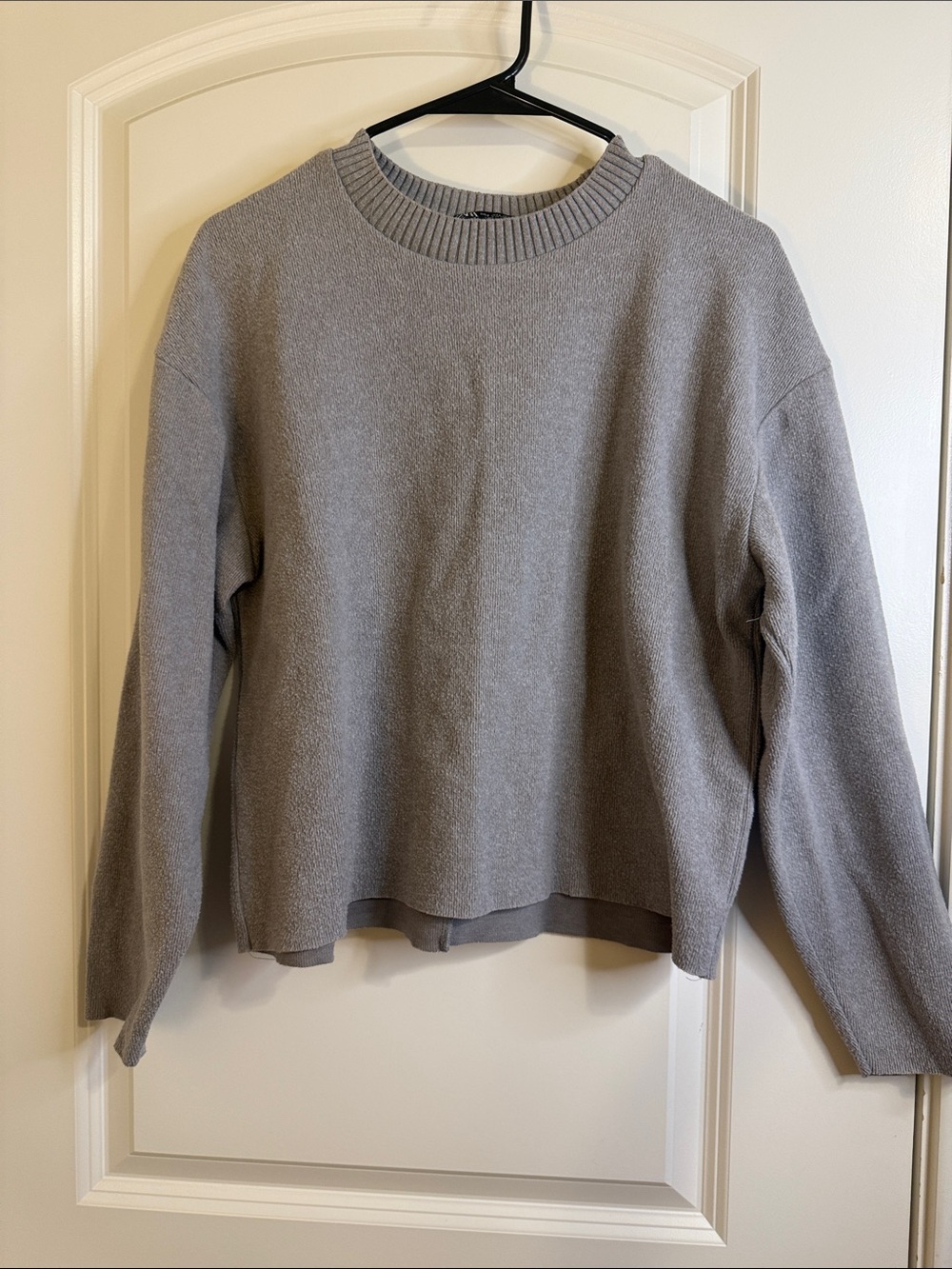 Zara Light Gray Crewneck Knit Sweater